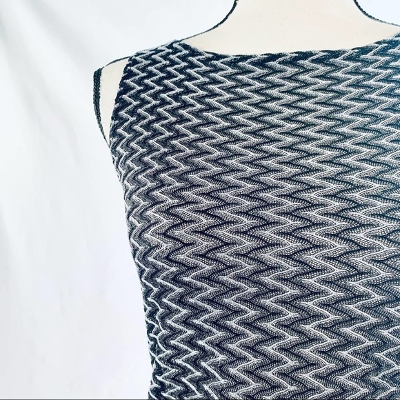 TASTY Sheer Chevron Blouse - Picture 2 of 9